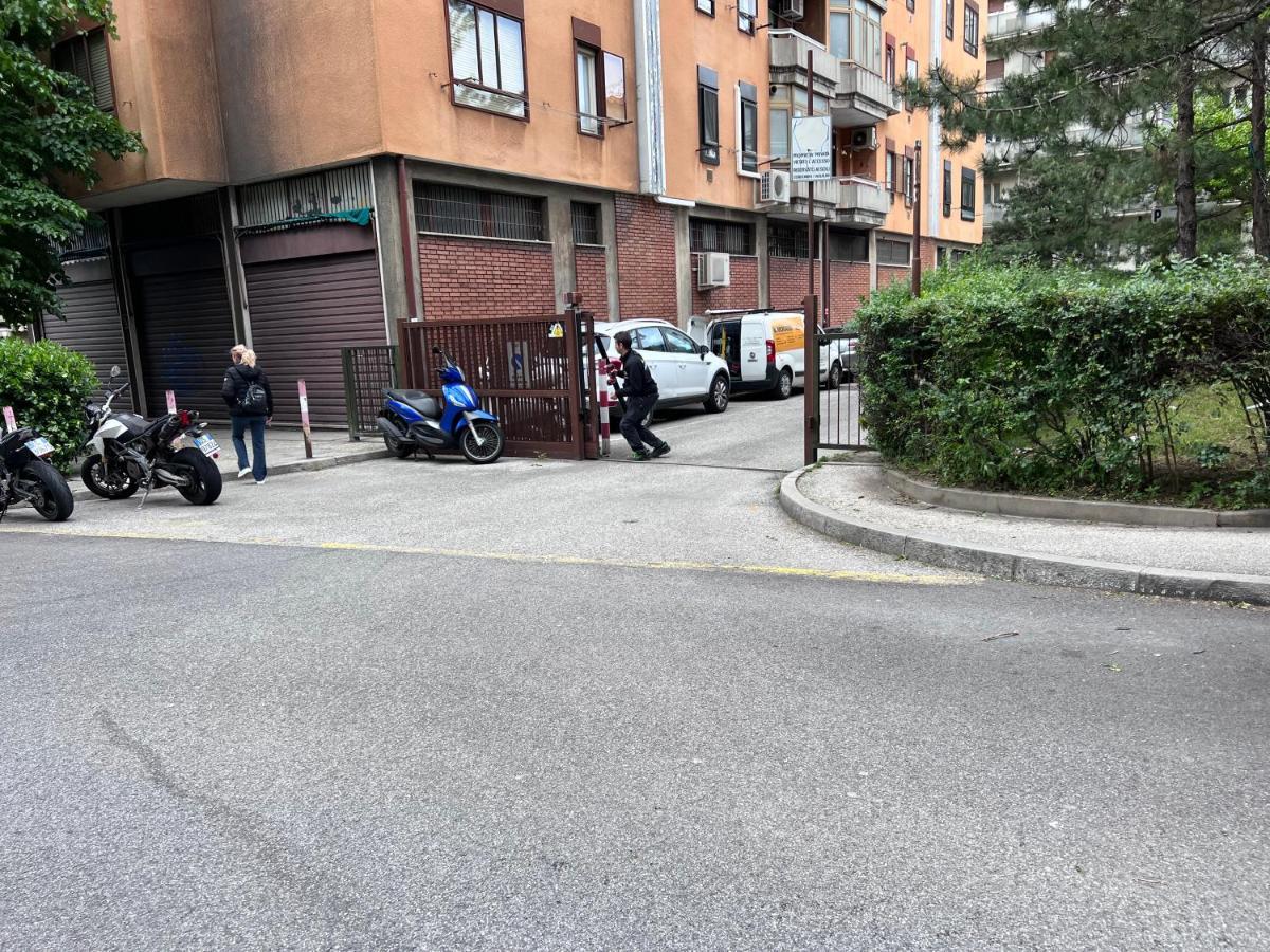 Ultimo Piano Con Parcheggio Apartment Trieste Exterior photo